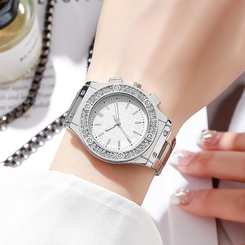 Nuovo Orologio di Lusso alla M - Mens Fashion In 1920 recensione e prezzo