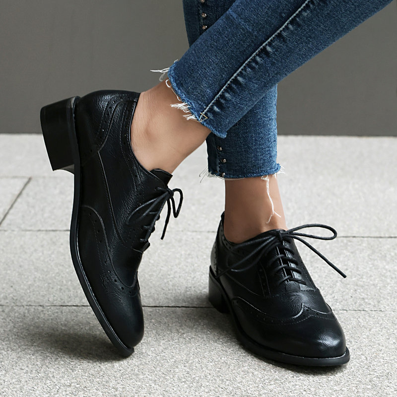 Scarpe Oxford Brogue da donna  - Oxford Shoes Brogue recensione e prezzo