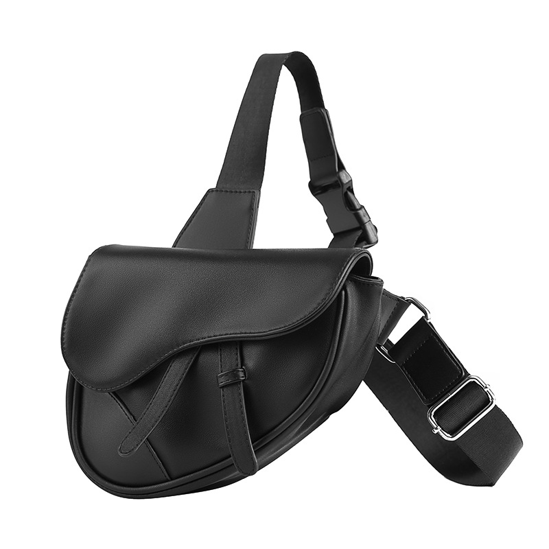 Borsa per il seno maschile in  - Men'S Fashion Bag recensione e prezzo